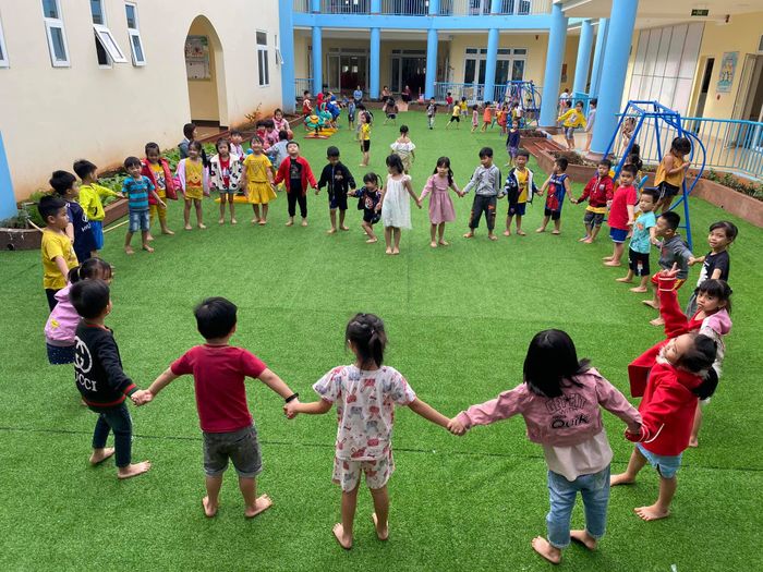 Hoạt động vui chơi ngoài trời tại Trường Mẫu giáo Sao Mai