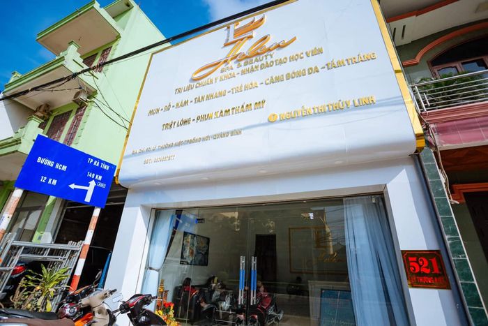Không gian sang trọng tại Helen Spa & Beauty