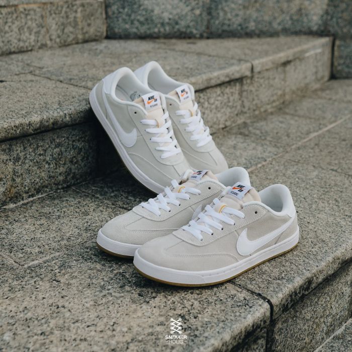Bộ sưu tập limited edition tại The Sneakerholic