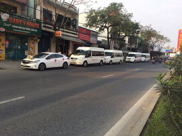 Hình ảnh Toàn Cầu Vàng Transport