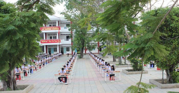 Hình ảnh Trường An Dương Vương - Khuôn viên xanh mát