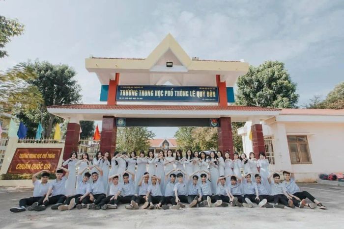 Trường THPT Lê Quý Đôn - Hình ảnh 2