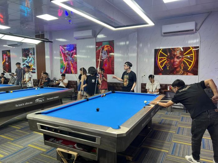 Hệ thống bàn đấu hiện đại tại Why Not 2 Billards Club