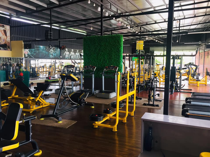 Không gian tập luyện hiện đại tại Gym Isport Club Duyên Hải