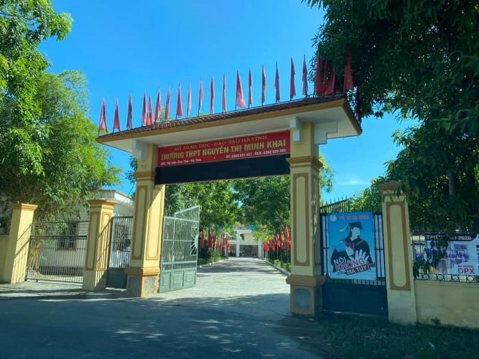 Trường THPT Nguyễn Thị Minh Khai Ảnh minh họa 1