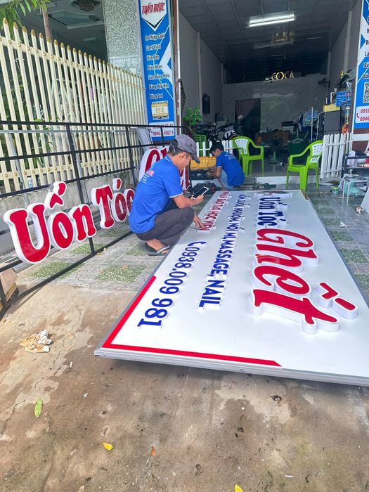 Công trình biển quảng cáo nổi bật của Tuấn Được