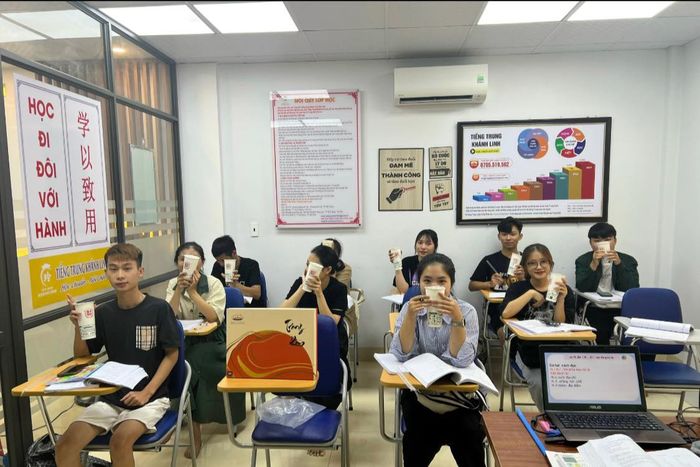 Hình ảnh lớp học tại Trung tâm Tiếng Trung Khánh Linh