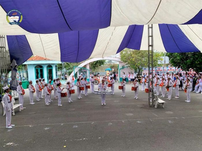Hình ảnh Trường THCS Nguyễn Hiền lần 2