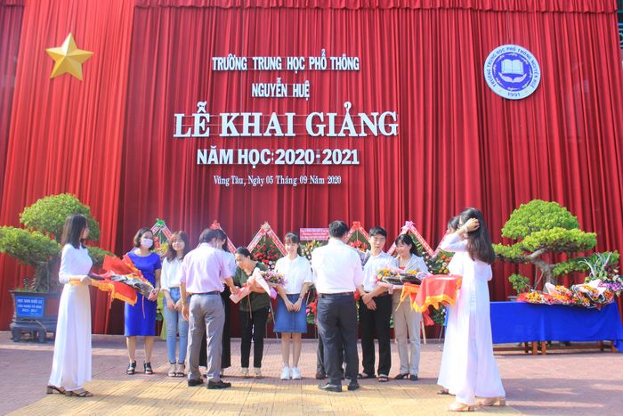 Hình ảnh ấn tượng về THPT Nguyễn Huệ - Vũng Tàu