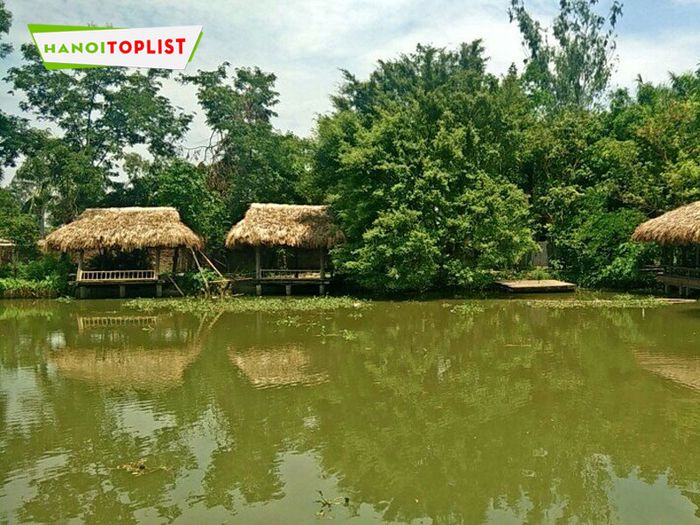 ho-cau-tu-hai-diem-den-binh-yen-cho-tam-hon-thuong