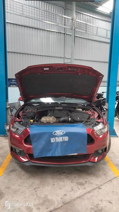 Hệ thống máy móc hiện đại tại Garage Vinh Phát