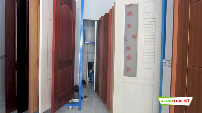 cua-nhua-van-go-austdoor-ha-noi-Tripi