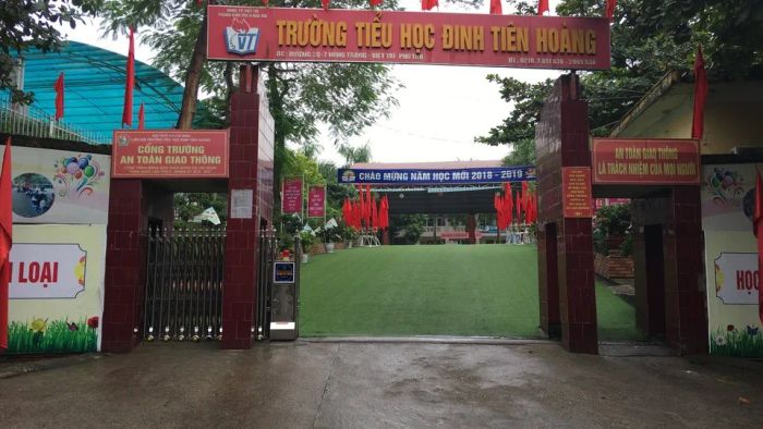 Trường tiểu học Đinh Tiên Hoàng ảnh 1