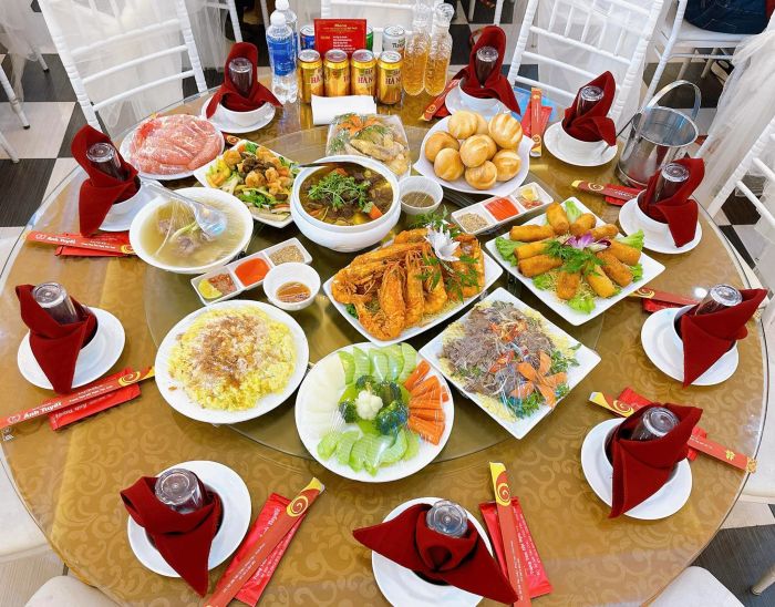 Không gian tiệc cưới lãng mạn tại Nhà Hàng Ánh Tuyết