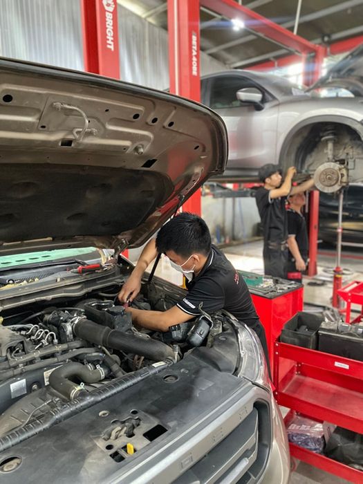Không gian làm việc chuyên nghiệp tại Hà Thanh Garage
