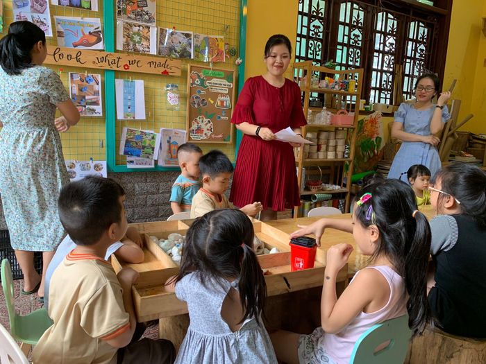 Không gian học tập Montessori đầy cảm hứng tại Chong Chóng Tre