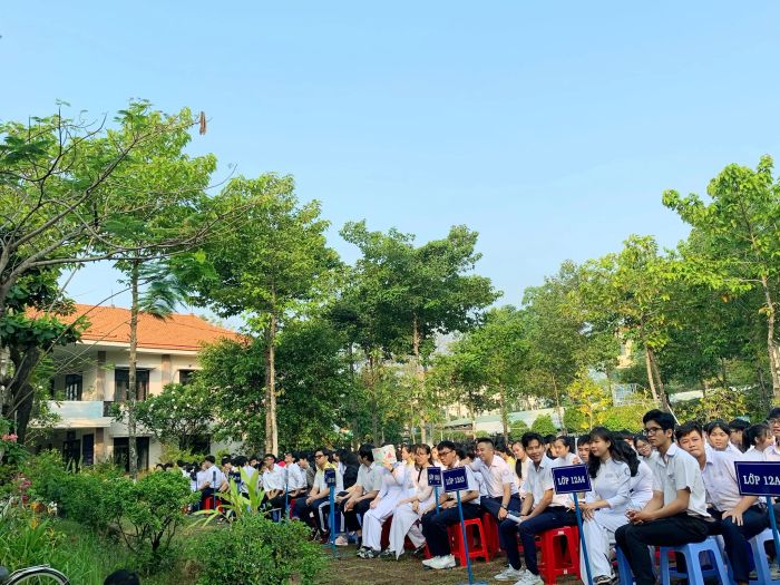 Ảnh 2: TRƯỜNG THPT TRÌNH HOÀI ĐỨC - Nơi học sinh thỏa sức sáng tạo và học hỏi