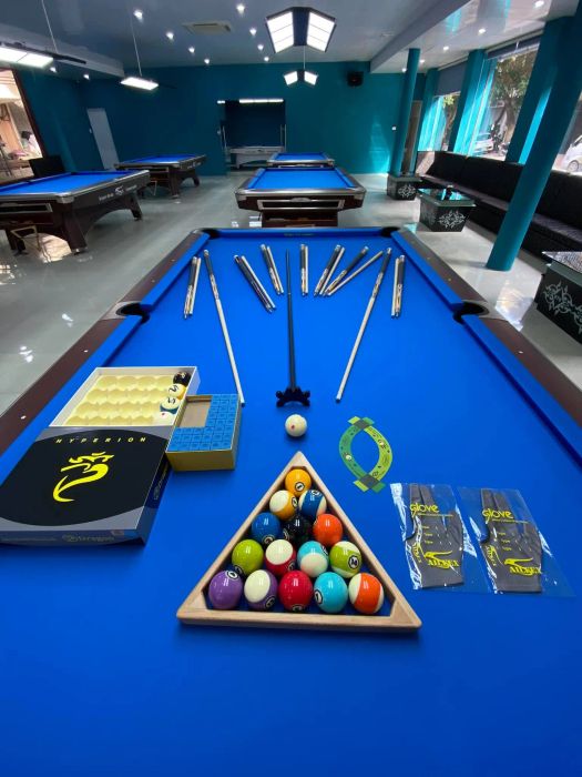 Góc chơi bi-a cao cấp tại Galaxy Billiard Club