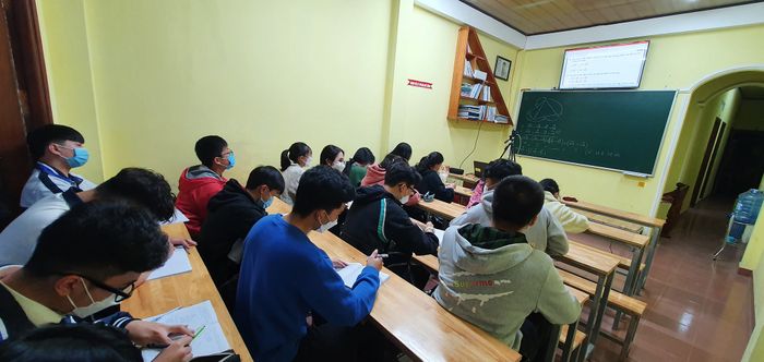 Giờ học tương tác sôi nổi tại Trung Tâm PMC