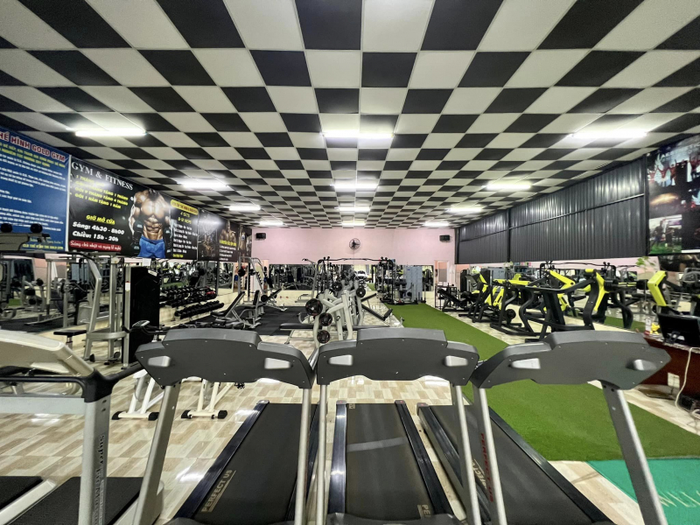 Không gian tập luyện đẳng cấp tại CLB Gold Gym