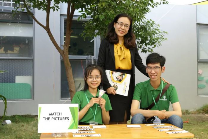 Trung tâm Ngoại ngữ Thế Giới Ngôn Ngữ - Hình ảnh 2: Môi trường học tập năng động, nơi những giờ học trở thành trải nghiệm đáng nhớ.