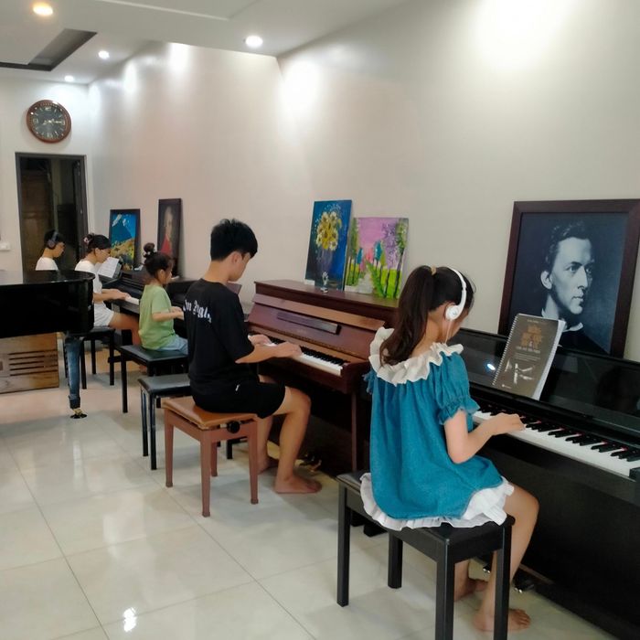 Hình ảnh phòng học hiện đại tại Lào Cai Piano Art Center