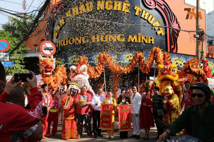 Khoảnh khắc biểu diễn đầy cảm xúc trên sân khấu