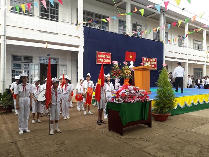 Trường THCS Tân Châu hình ảnh 1
