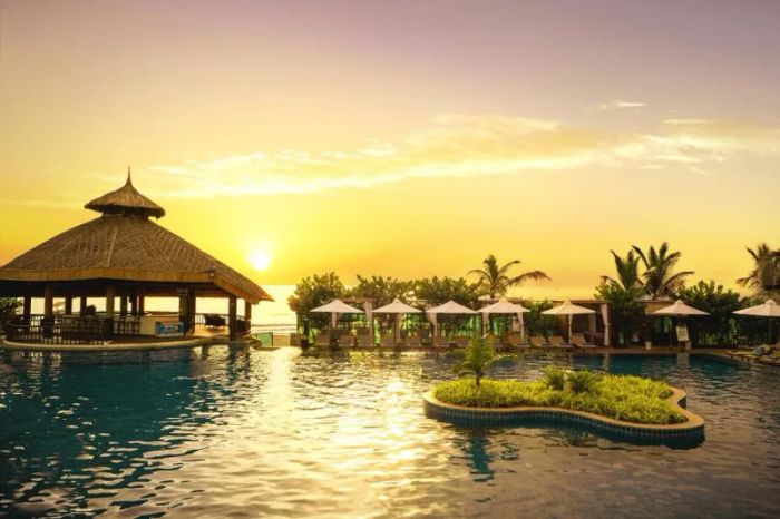 View nghỉ dưỡng tuyệt đẹp tại The Sailing Bay Beach Resort