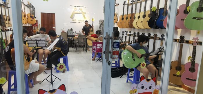 Góc sáng tạo nghệ thuật tại MHG Acoustic