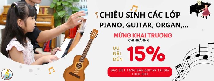 Hình ảnh lớp học guitar đầy cảm hứng tại Trung Tâm Âm Nhạc Việt