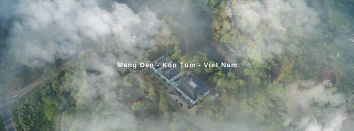 Ảnh 1: Golden Boutique Hotel - Sự kết hợp hoàn hảo giữa sang trọng và thiên nhiên