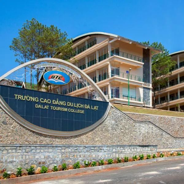 Trường Cao đẳng Du lịch Đà Lạt - Hình ảnh 1