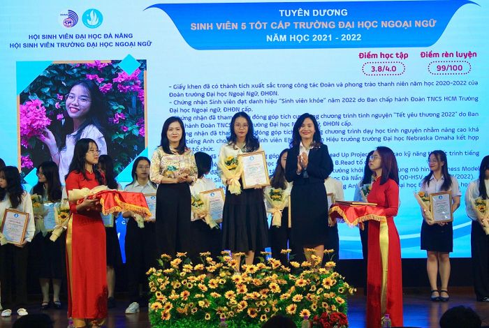 Trường Đại học Ngoại Ngữ - Đại học Đà Nẵng hình ảnh 2