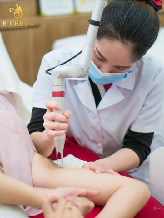 Hình ảnh thực tế về quy trình trị thâm tại Thẩm Mỹ Viện Bích Hòa
