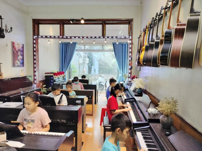 Khoảnh khắc luyện tập đầy cảm hứng tại Piano Tiến Bình - Ảnh 2