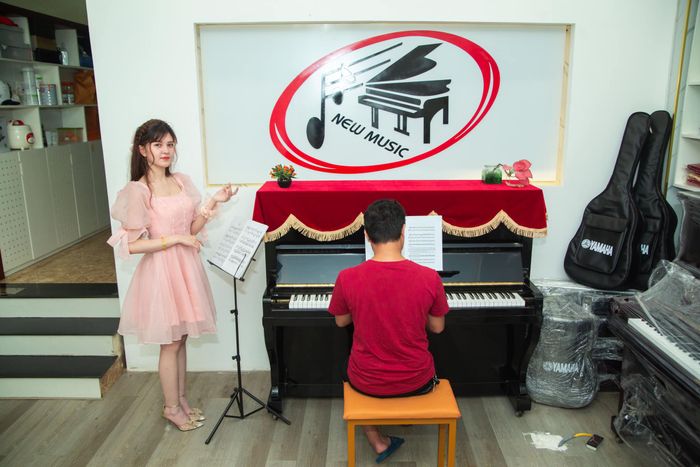 Hình ảnh giảng dạy chuyên nghiệp tại New Music Lào Cai
