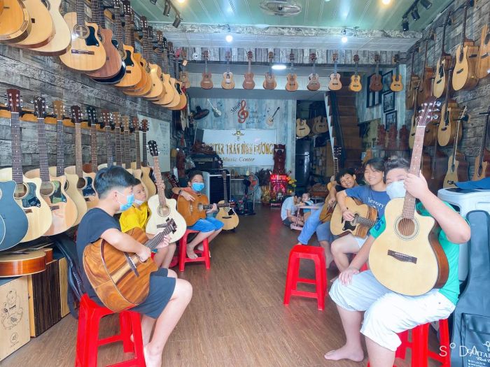 Không gian học tập chuyên nghiệp tại Guitar Trần Bình Dương