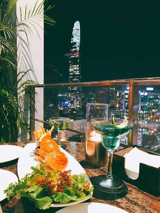23 Wine Bar - Sheraton Saigon - Ảnh 2