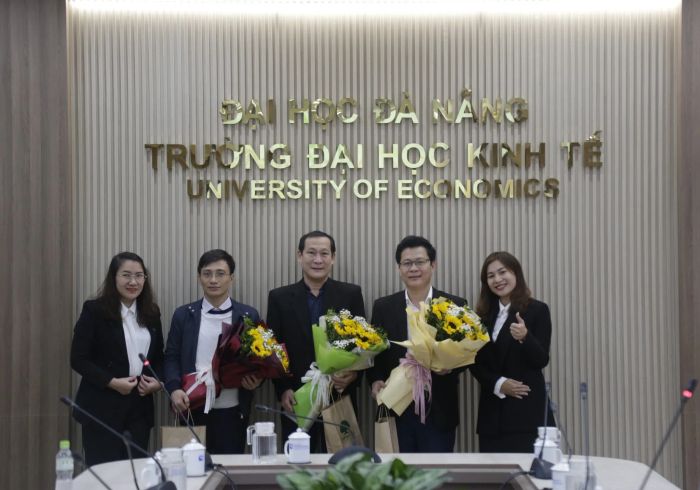 Đại học Kinh tế - Đại học Đà Nẵng hình ảnh 2