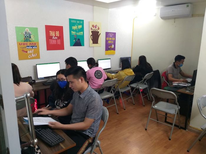 Hoạt động giảng dạy tại Trung tâm Thái Linh