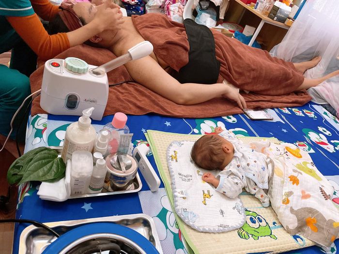Không gian chăm sóc ấm cúng tại Mẹ Mìn Spa