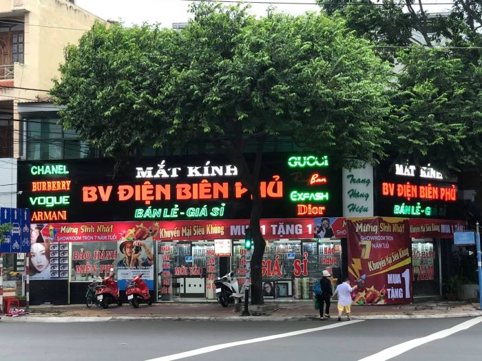 Mắt kính BV Điện Biên Phủ - Hình ảnh 2