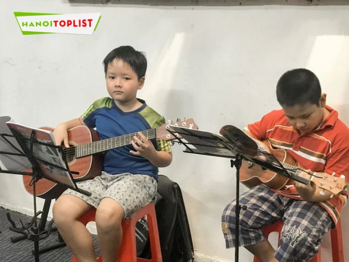 trung-tam-am-nhac-thieu-nhi-chat-luong-Mytour