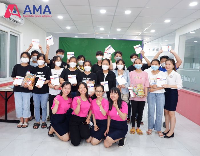 Học viên tương tác cùng giáo viên tại AMA Quảng Nam