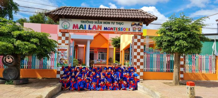 Hình ảnh Trường Mầm non Mai Lan - Montessori: Ghi lại những khoảnh khắc học tập và vui chơi đầy cảm hứng của các bé trong môi trường giáo dục hiện đại.