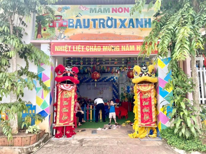 Thư viện hình ảnh Mầm Non Bầu Trời Xanh: Lưu giữ những khoảnh khắc đáng yêu khi các bé học tập, vui chơi và trưởng thành trong môi trường giáo dục đầy yêu thương