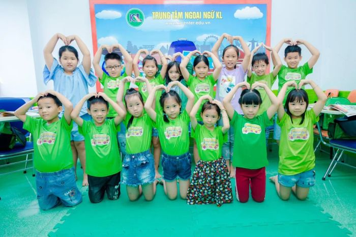 Trung Tâm Ngoại Ngữ KL - Môi trường học tập hiện đại