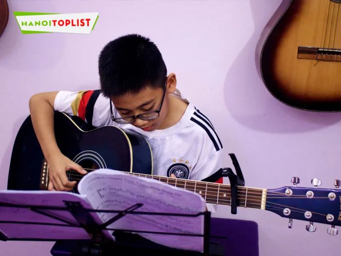tygy-music-center-dia-chi-hoc-guitar-chat-luong-Mytour