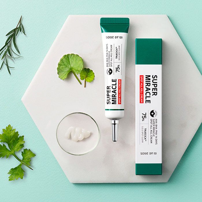 Hình ảnh thực tế Kem Trị Mụn SOME BY MI - Thiết kế tối giản, hiện đại
